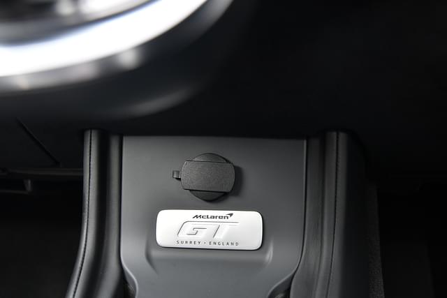 Charging Ports Image - 8807