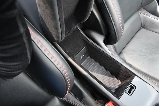 Charging Ports Image - 8815