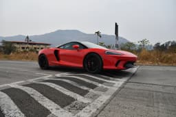 Mclaren Gt Front Right Three Quarter
