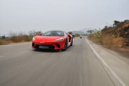 Mclaren Gt Front Right Three Quarter