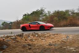 Mclaren Gt Color Red