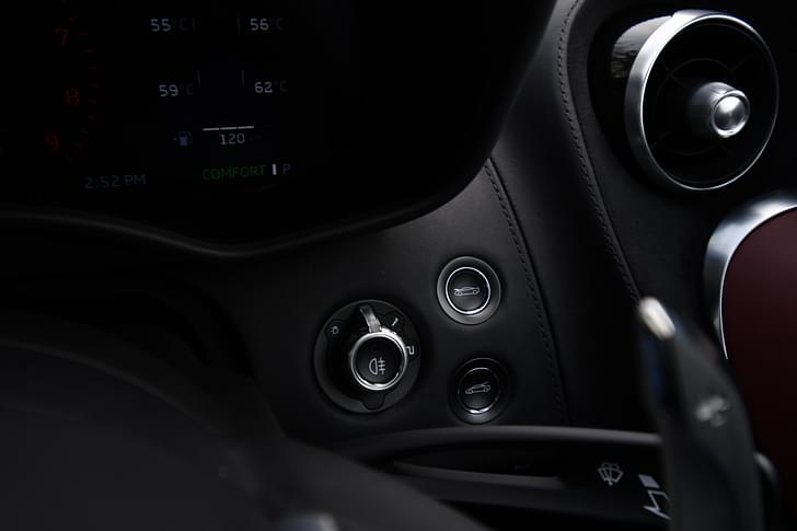 Mclaren Gt Dashboard