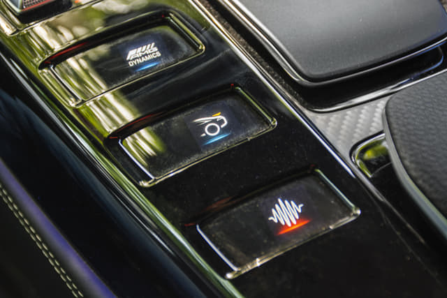 Steering Mounted Controls Image - 33490