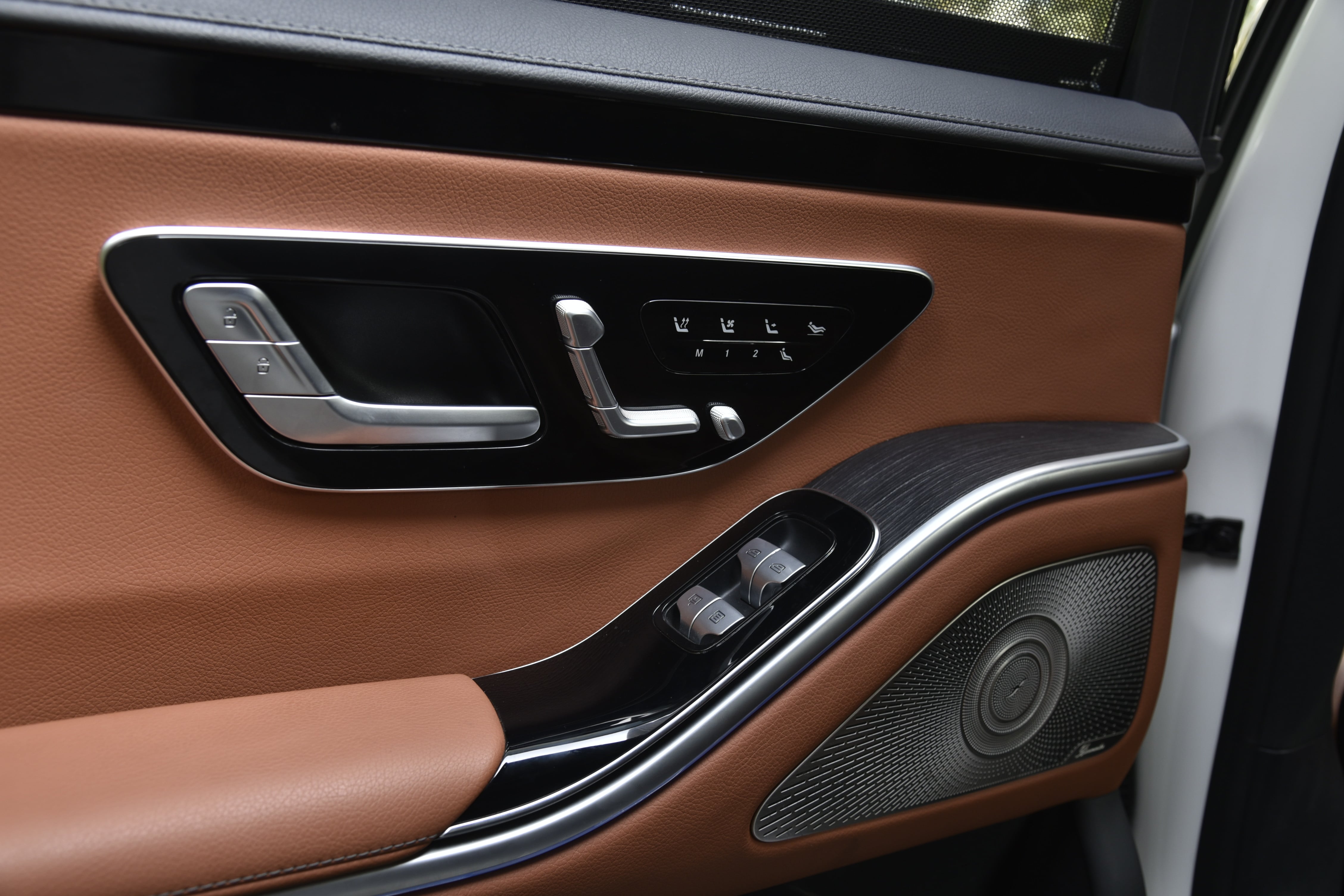 Mercedes-Benz S-Class Armrest Image – S-Class Photos in India | Autocar ...