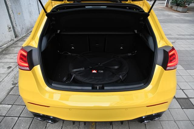 Rear View Image - 8700