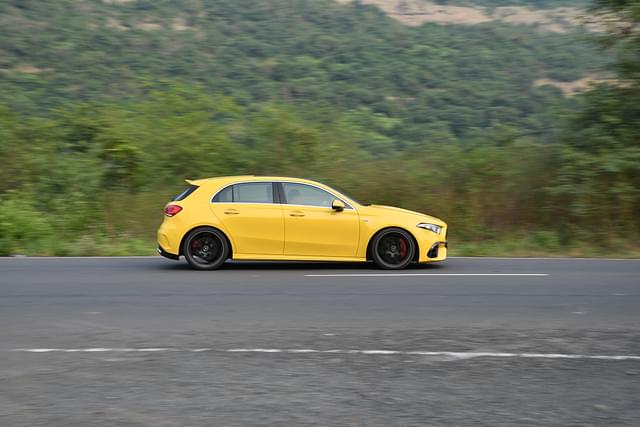 Alloy Wheels Image - 8726