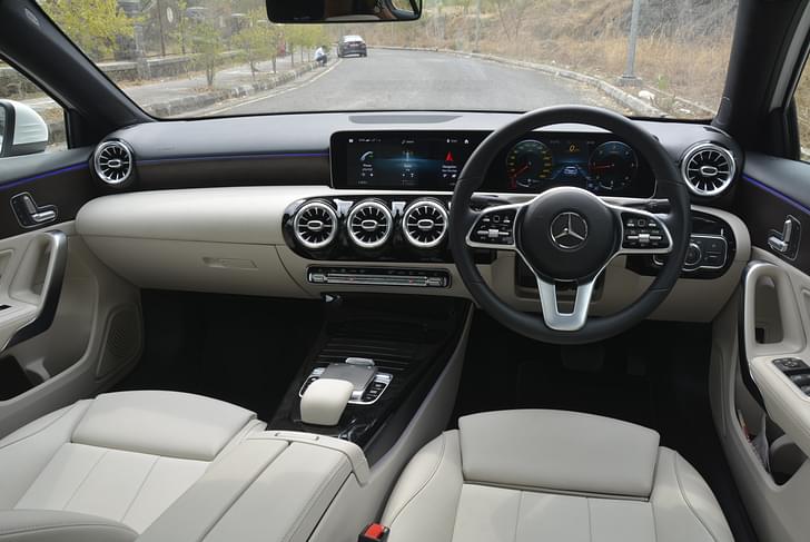 Mercedes Benz A Class Limousine Dashboard