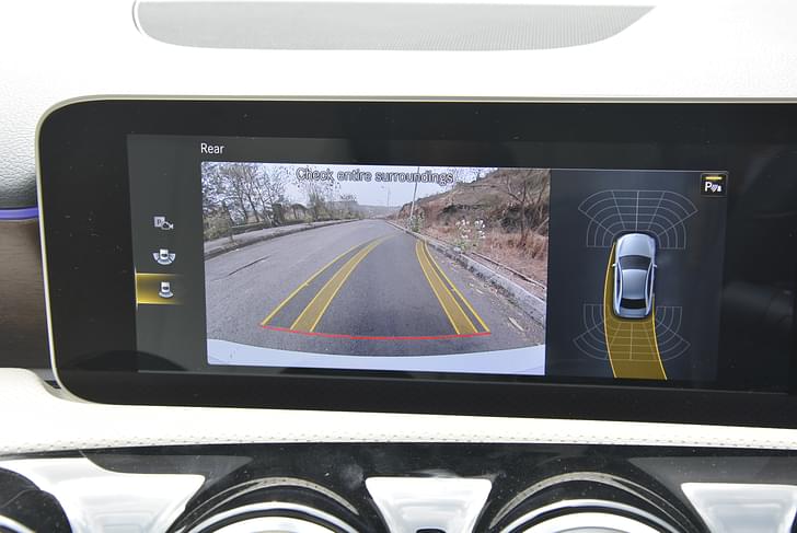 Mercedes Benz A Class Limousine Infotainment System