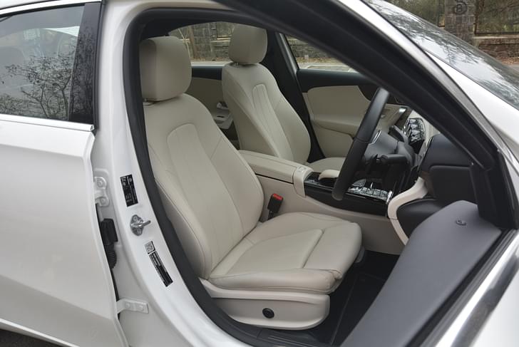 Mercedes Benz A Class Limousine Front Row Seats