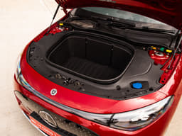 Mercedes Benz Cla Electric Color Red