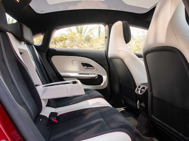 Second Row Seats Image - 33664