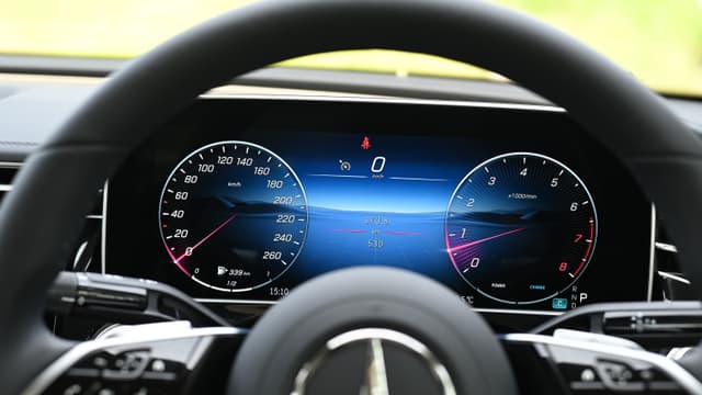 Instrument Cluster Image - 7555