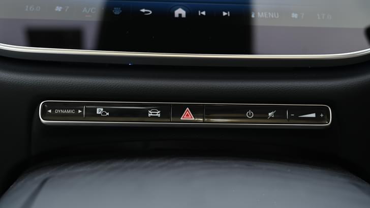 Mercedes Benz E Class Infotainment System