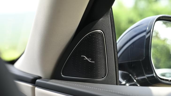 Mercedes Benz E Class Side Glass Housing