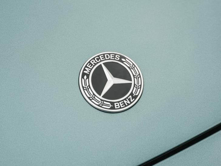 Mercedes Benz E Class Color Green