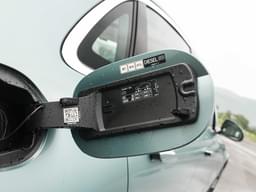 Mercedes Benz E Class Closed Fuel Lid