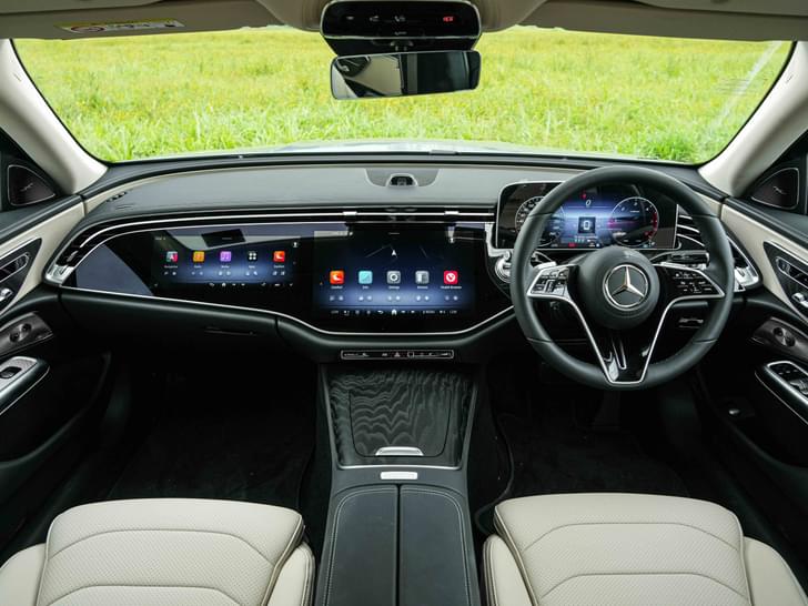 Mercedes Benz E Class Dashboard