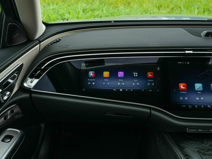 Mercedes Benz E Class Dashboard