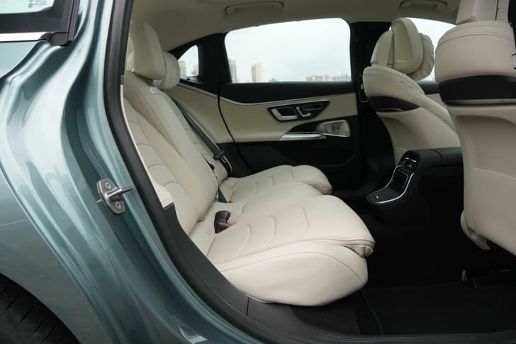 Mercedes Benz E Class Second Row Seats