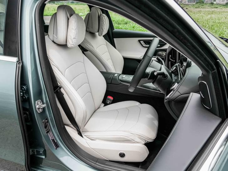 Mercedes Benz E Class Front Row Seats