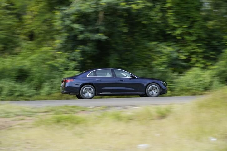 Mercedes Benz E Class Color Blue