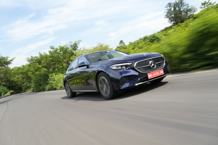 Mercedes Benz E Class Front Right Three Quarter