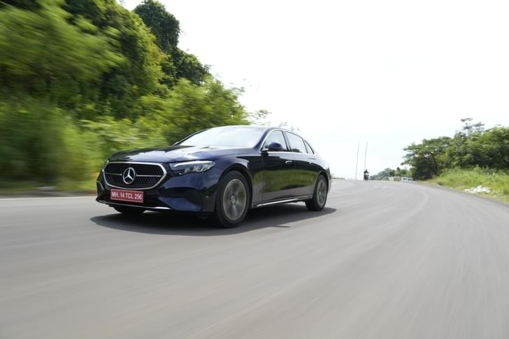 Mercedes Benz E Class Front Right Three Quarter