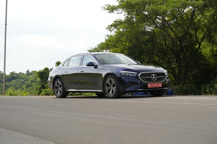 Mercedes Benz E Class Front Right Three Quarter