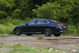 Mercedes Benz E Class Front Right Three Quarter