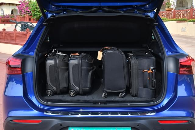 Rear View Image - 9538