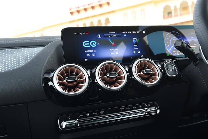 Mercedes Benz Eqa Dashboard