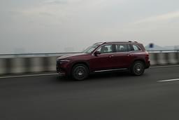 Mercedes Benz Eqb Front Right Three Quarter