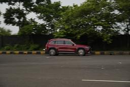 Mercedes Benz Eqb Front Right Three Quarter
