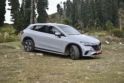 Mercedes Benz Eqe Suv Front Right Three Quarter