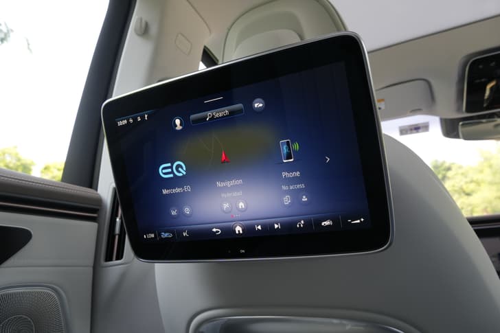 Mercedes Benz Eqs Suv Infotainment System