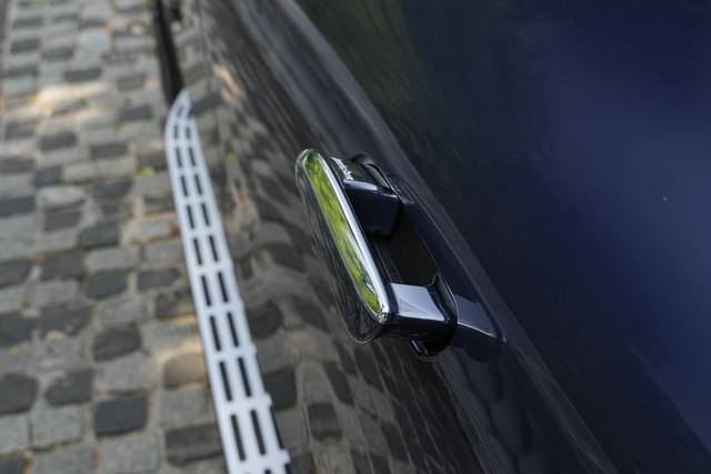 Door Controls Image - 12799