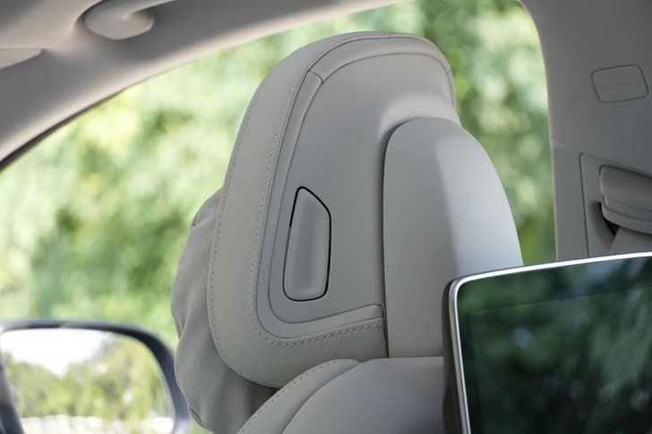 Mercedes Benz Eqs Suv Color White