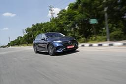 Mercedes Benz Eqs Suv Front Right Three Quarter