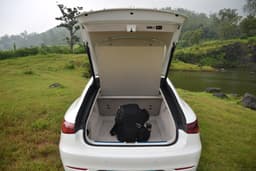 Mercedes Benz Eqs Rear View