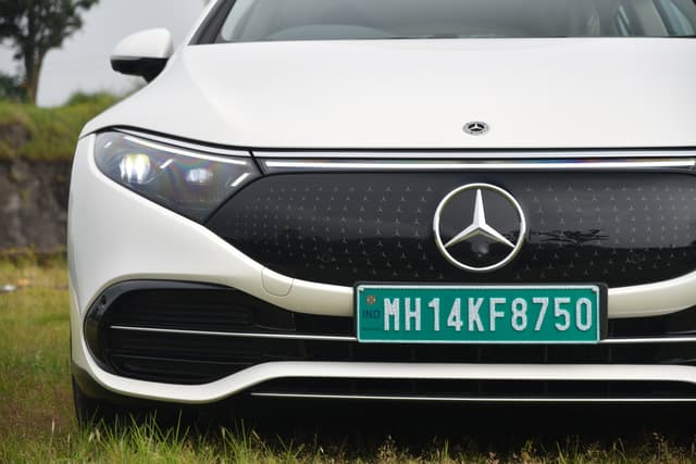 Front View Image - 9575