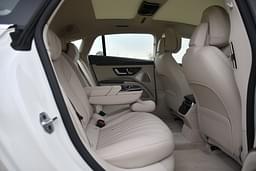 Mercedes Benz Eqs Second Row Seats