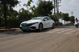Mercedes Benz Eqs Front Right Three Quarter