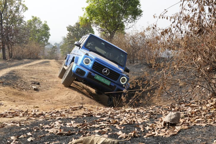 Mercedes-Benz G-Class Electric Front Left Three Quarter