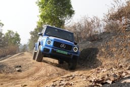 Mercedes-Benz G-Class Electric Front Left Three Quarter