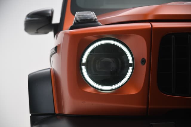 Headlight Image - 6056