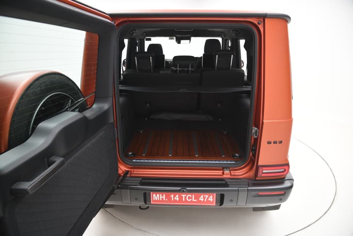 Mercedes Benz G Class Front Row Seats