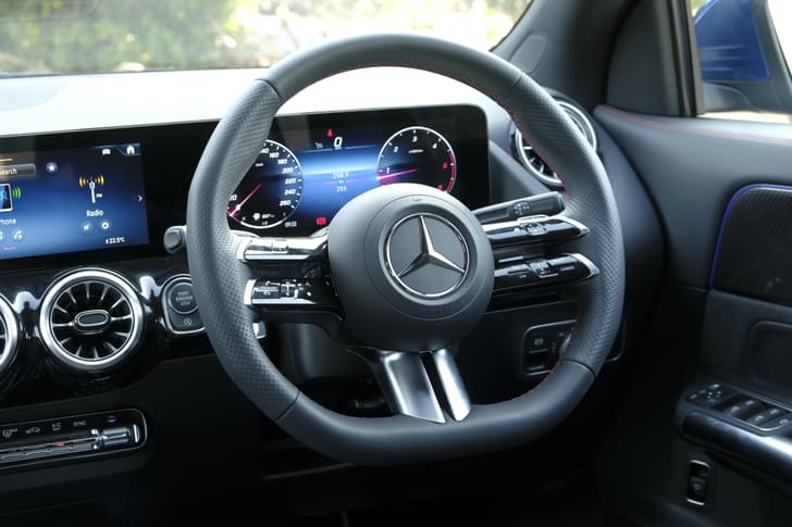 Mercedes Benz Gla Infotainment System