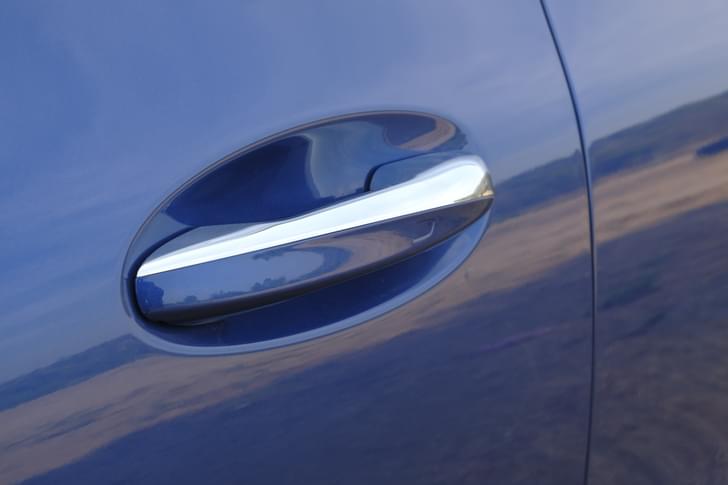 Mercedes Benz Gla Color Blue