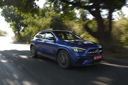 Mercedes Benz Gla Front Left Three Quarter