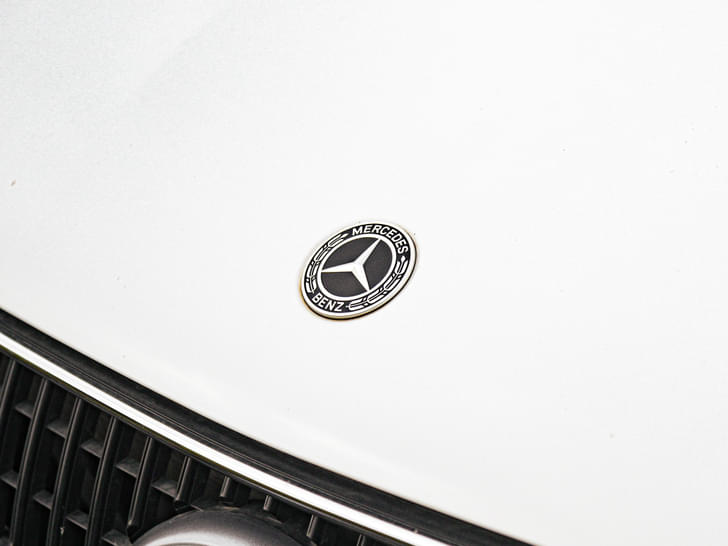 Mercedes Benz Glc Color White